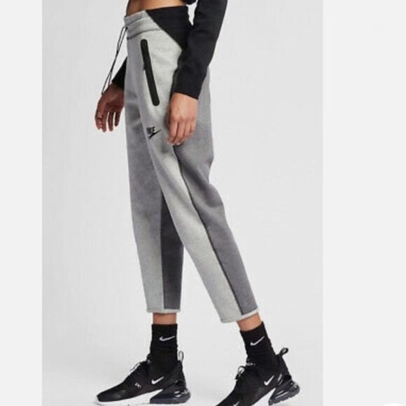 Nike Sportswear Colorblock Cropped Tech Fleece Jogger sz XL EUC - Picture 12 of 14
